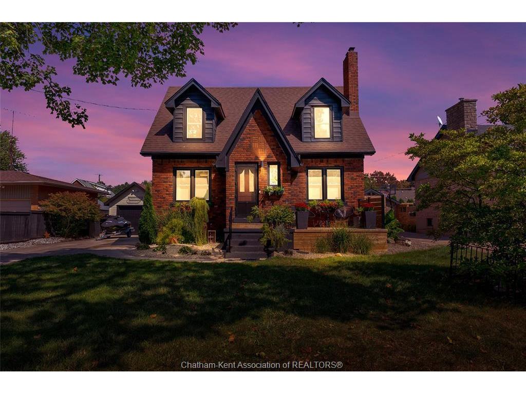 









9


Crystal

Drive,
Chatham,




ON
N7M 3C6

