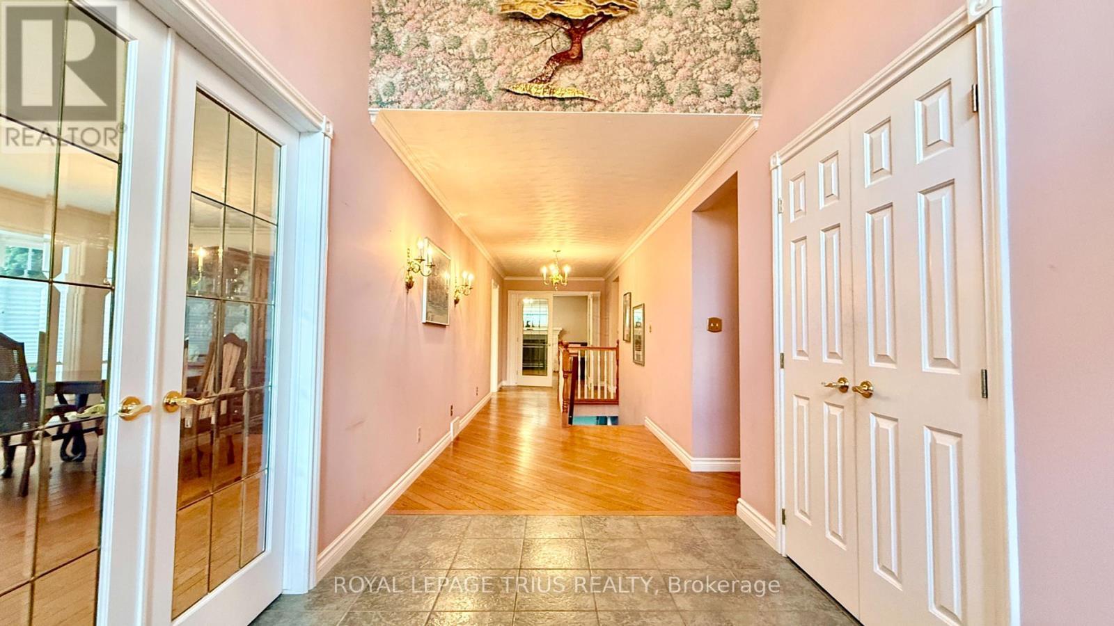 












4 ORCHARD CRESCENT

,
Norfolk (Waterford),




Ontario
N0E1Y0

