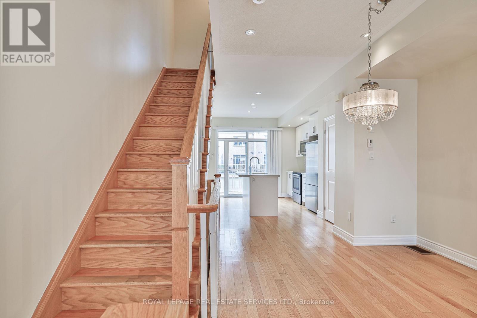 












1024B ISLINGTON AVENUE W

,
Toronto,




Ontario
M8Z6A4

