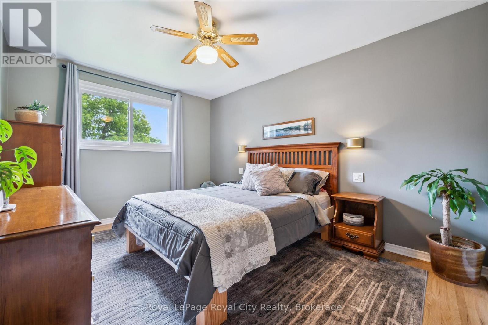 












94 WEBSTER STREET

,
Wilmot,




Ontario
N3A1W7

