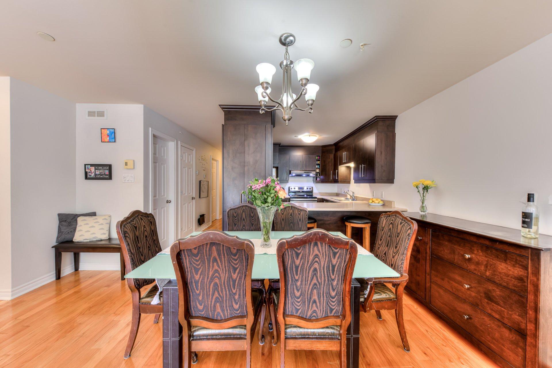 









17775


Boul. de Pierrefonds

, 103,
Montréal (Pierrefonds-Roxboro),




QC
H9J3L1

