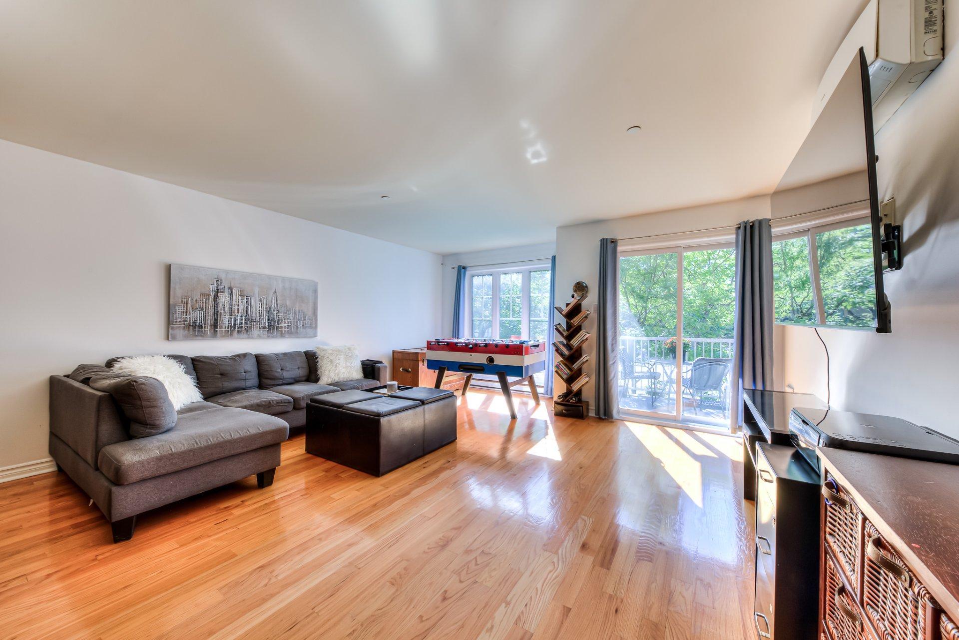 









17775


Boul. de Pierrefonds

, 103,
Montréal (Pierrefonds-Roxboro),




QC
H9J3L1

