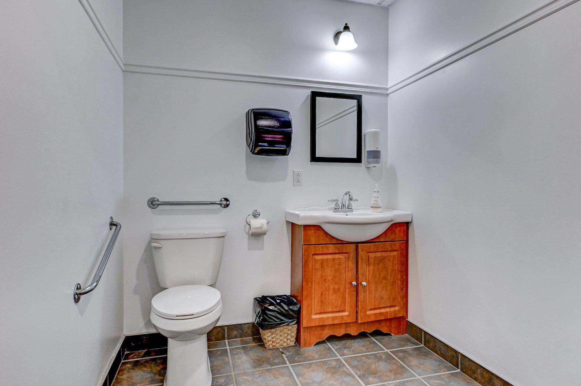 









256


Rue De Montigny

, 202,
Saint-Jérôme,




QC
J7Z5R2

