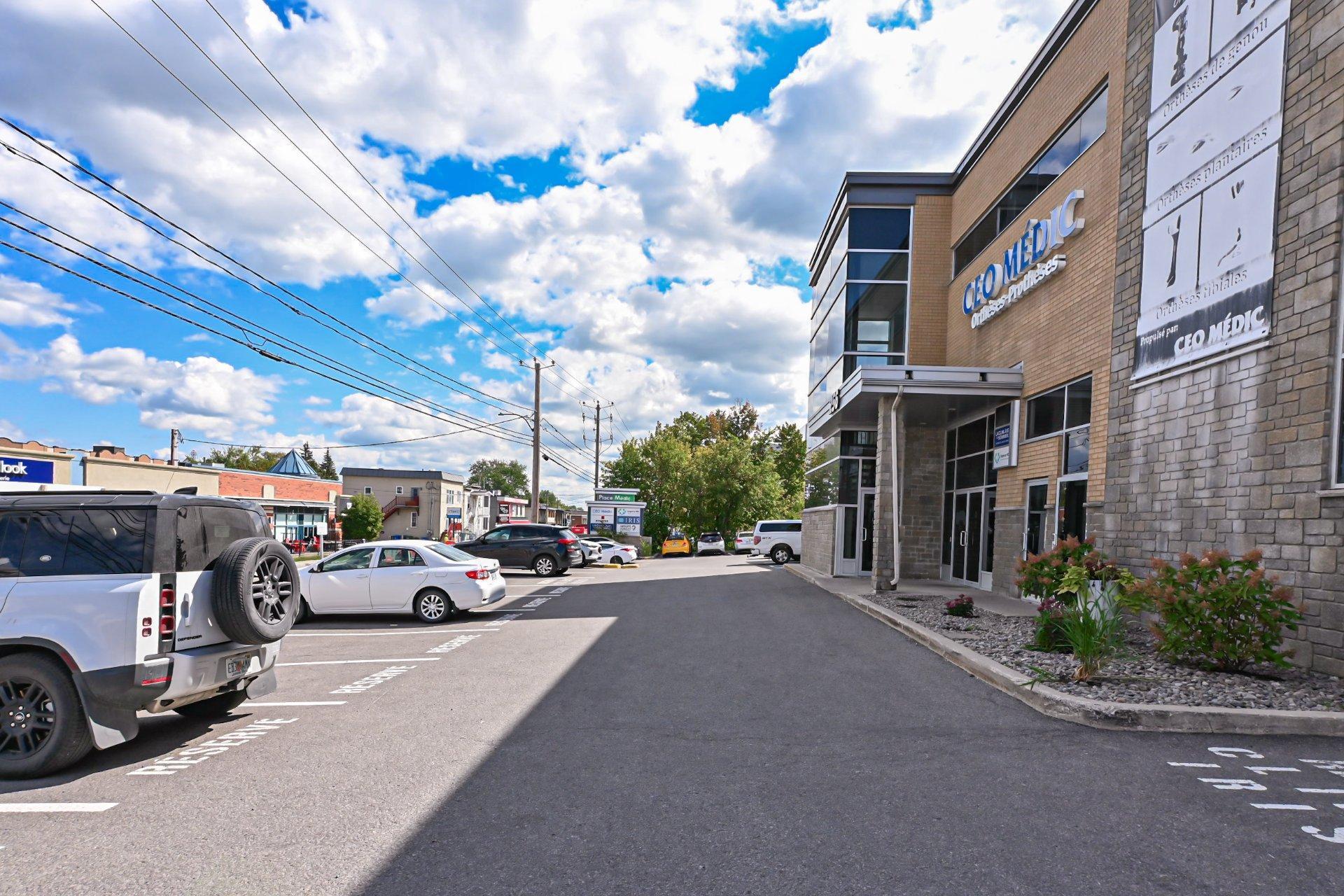 









256


Rue De Montigny

, 202,
Saint-Jérôme,




QC
J7Z5R2

