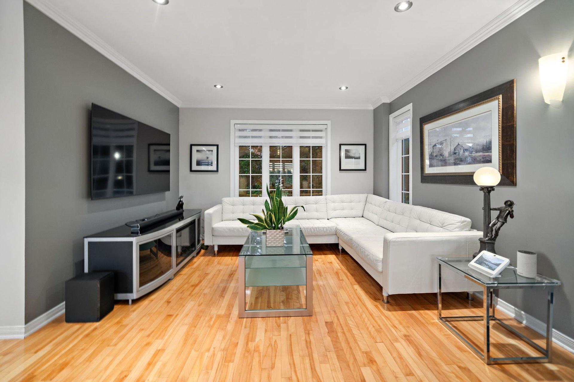 









126


Rue Tougas

,
Saint-Constant,




QC
J5A2R8

