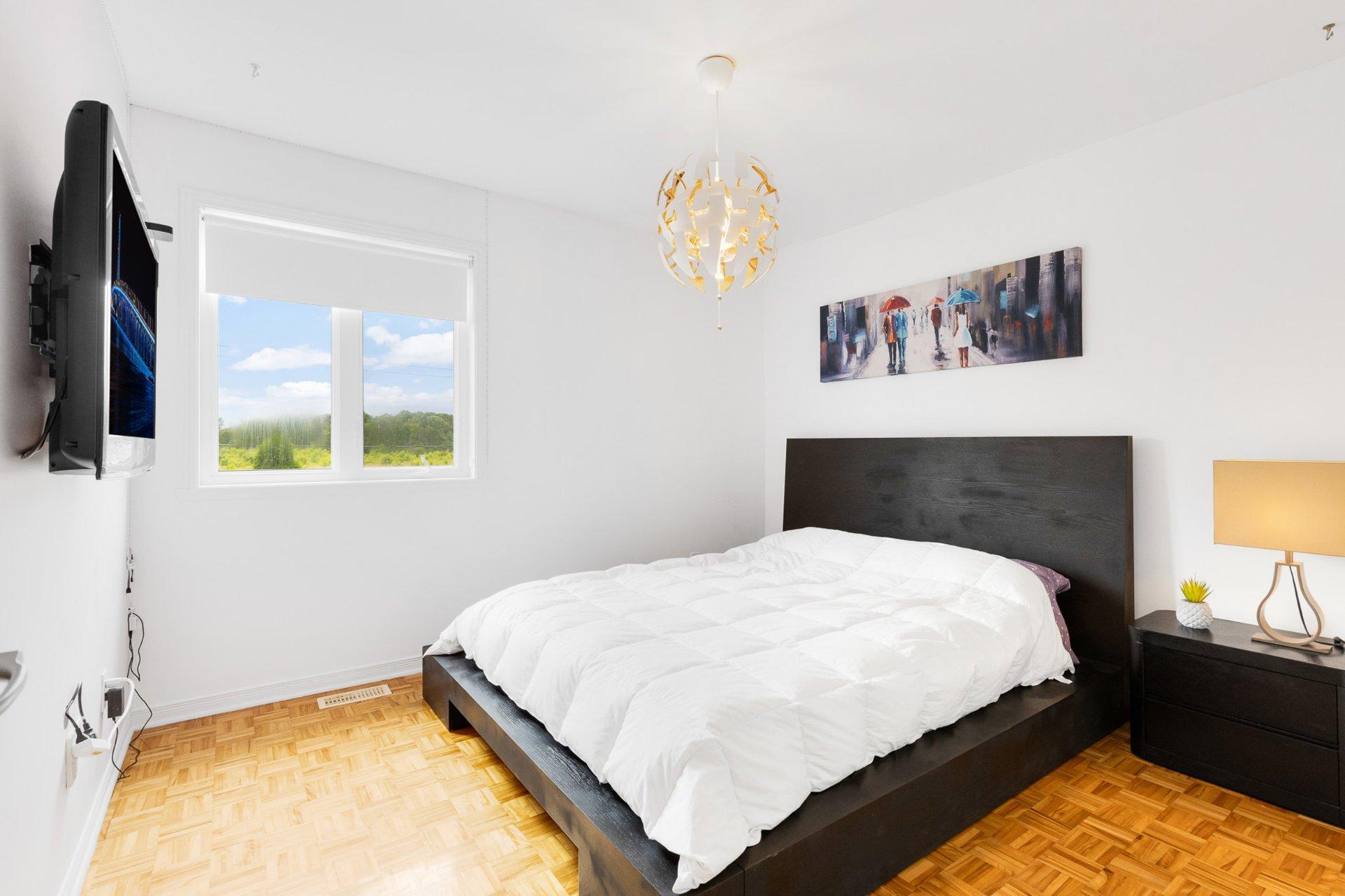 









126


Rue Tougas

,
Saint-Constant,




QC
J5A2R8


