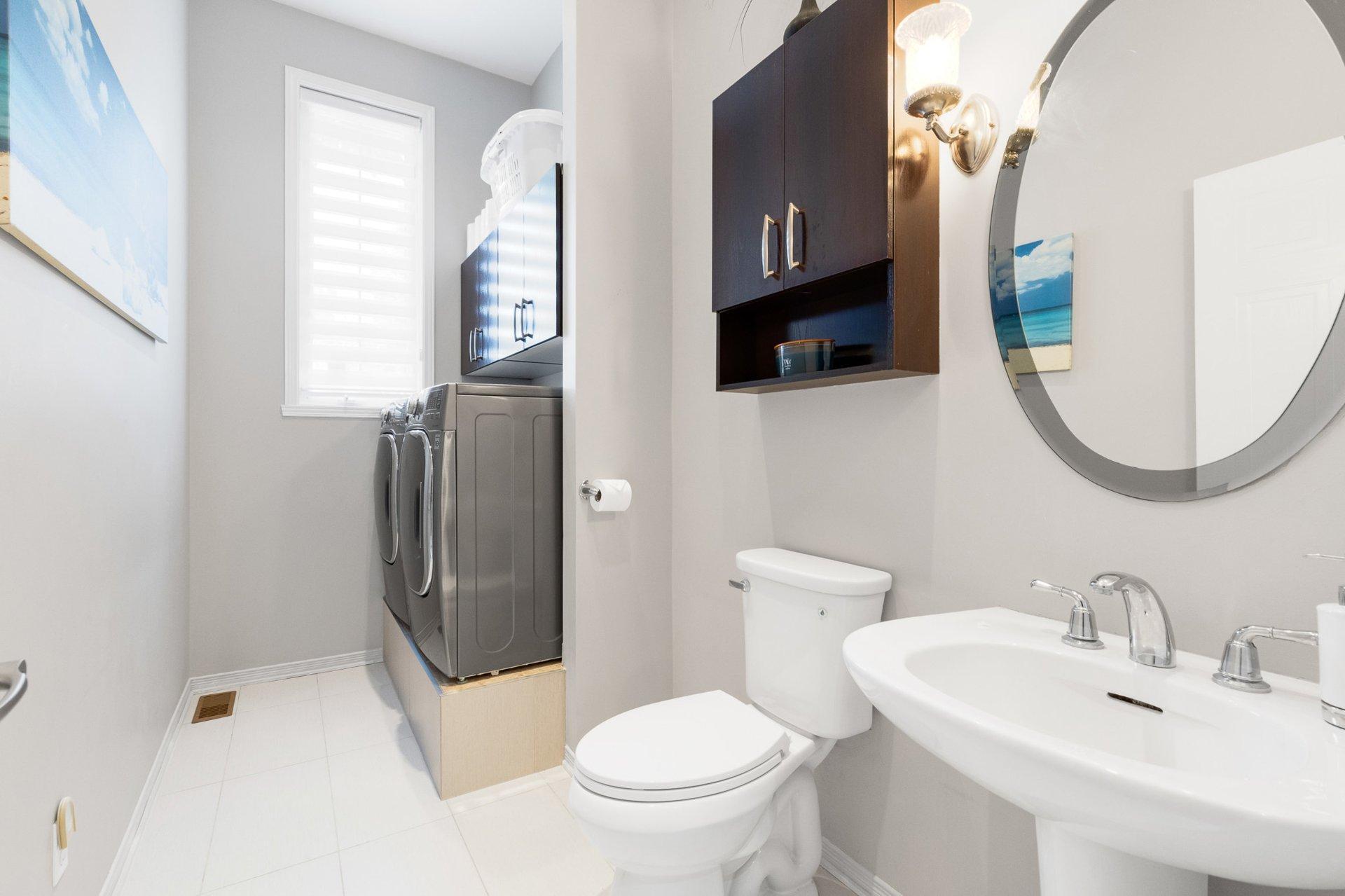 









126


Rue Tougas

,
Saint-Constant,




QC
J5A2R8

