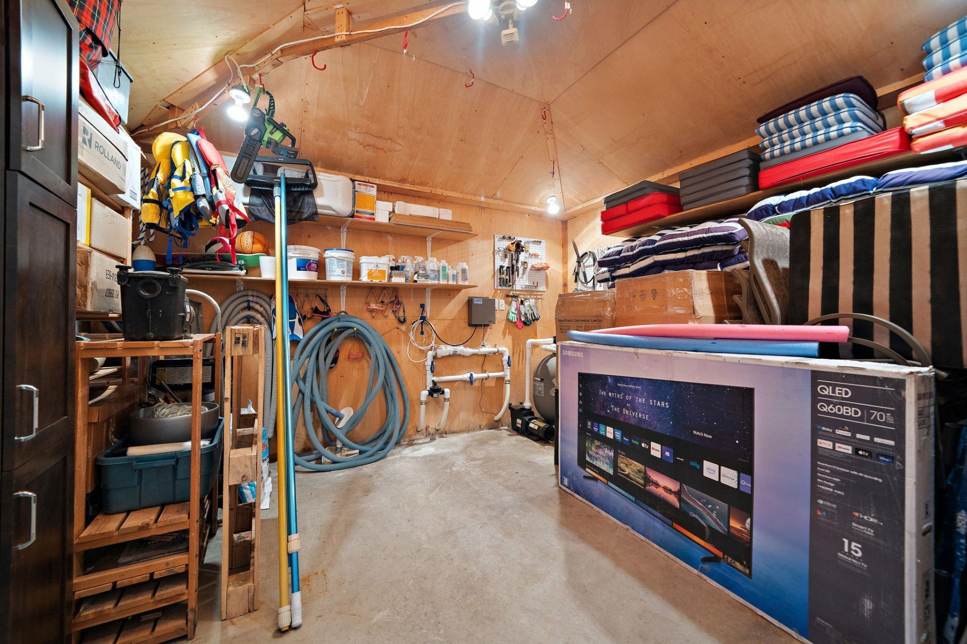 









126


Rue Tougas

,
Saint-Constant,




QC
J5A2R8

