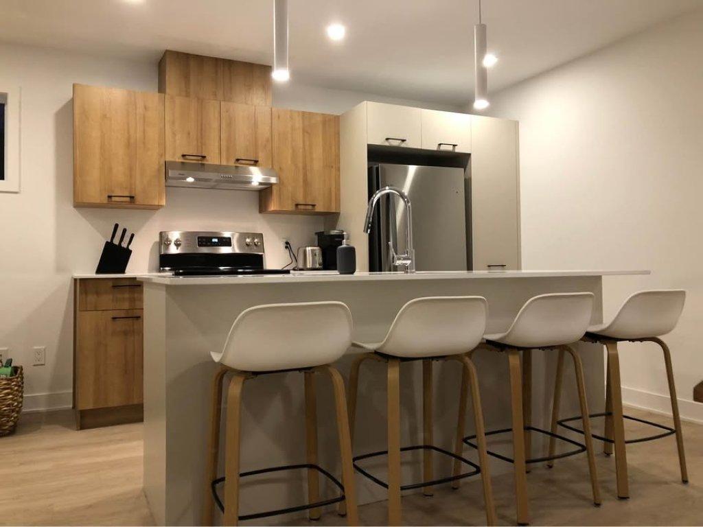 









138


Rue Caroline

, 202,
Cowansville,




QC
J2K1X3

