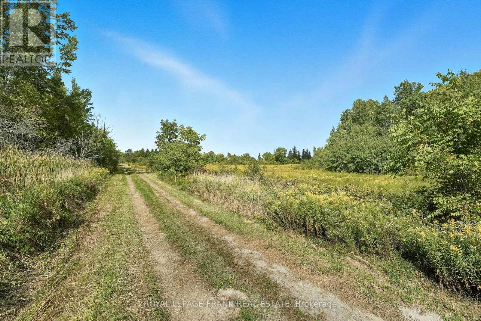 












830 SCUGOG LINE 8

,
Scugog,







Ontario
L9L1B9

