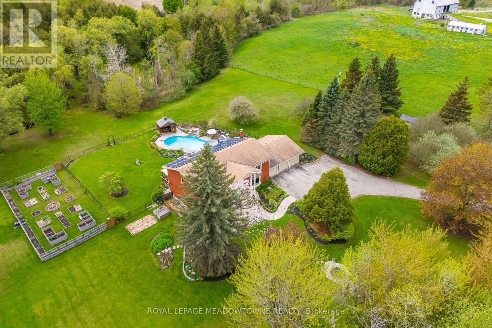 












11302 REGIONAL 25 ROAD

,
Halton Hills,




Ontario
L7J2M1

