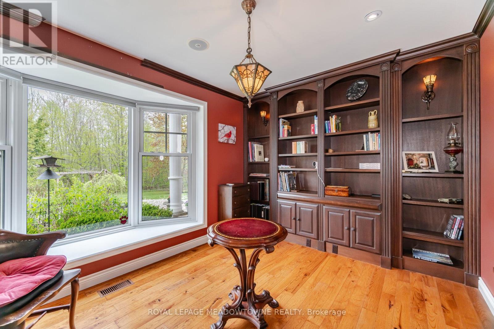 












11302 REGIONAL 25 ROAD

,
Halton Hills,




Ontario
L7J2M1

