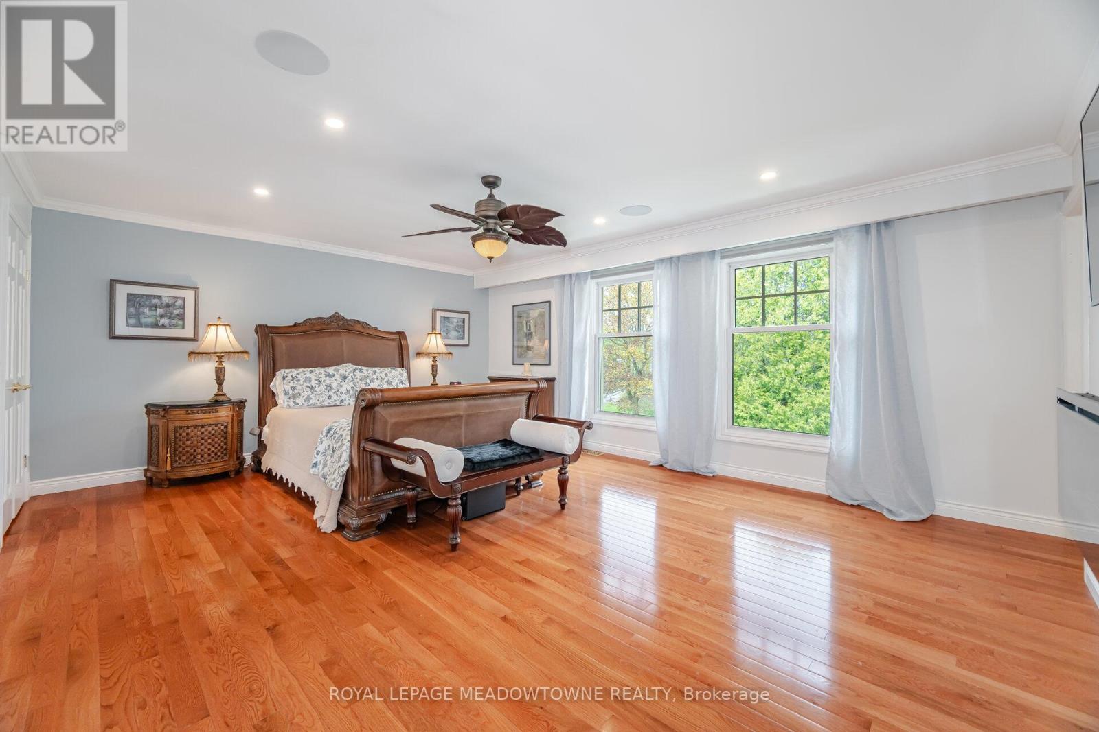 












11302 REGIONAL 25 ROAD

,
Halton Hills,




Ontario
L7J2M1

