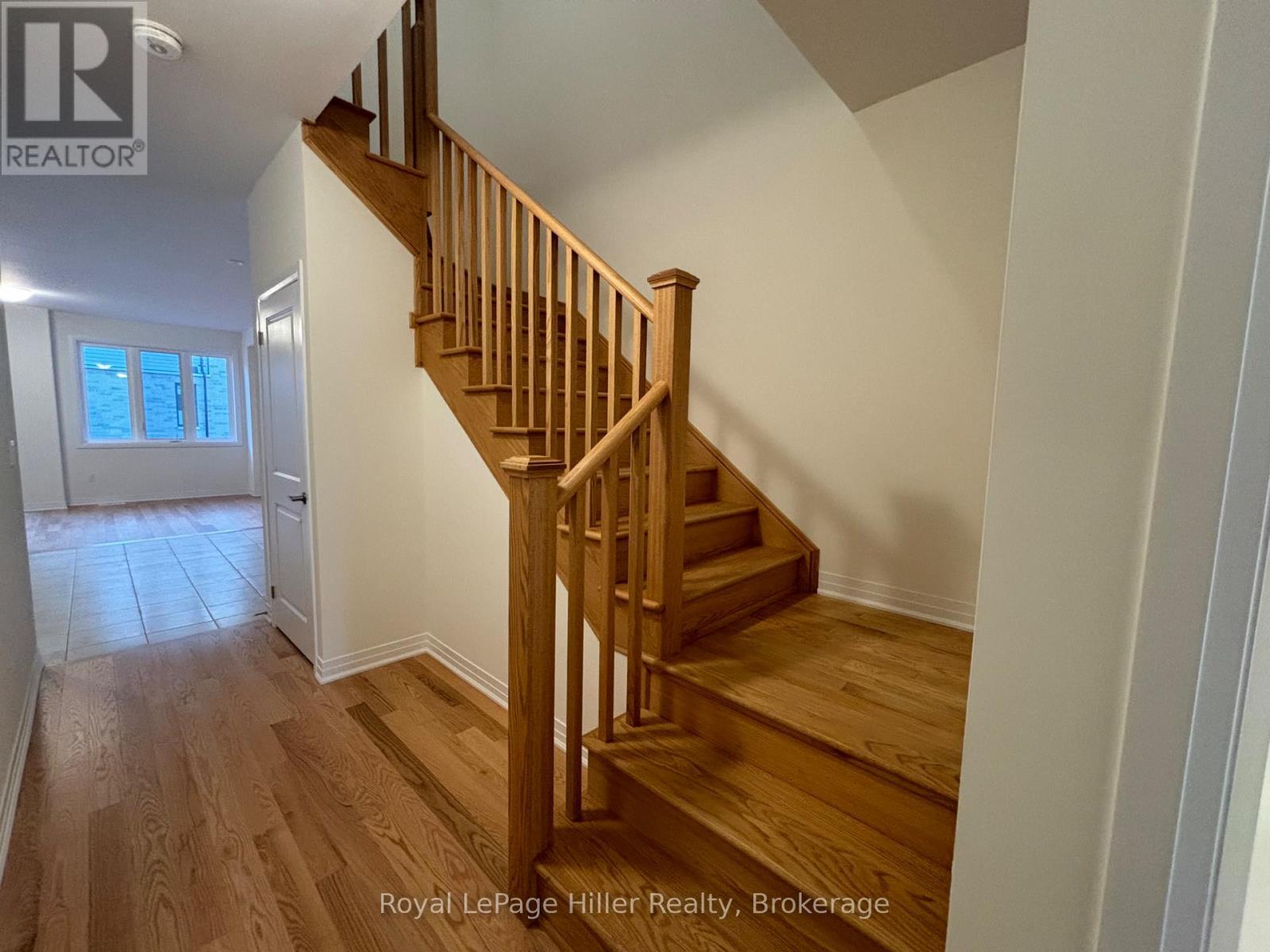 












12 POETT AVENUE

,
Stratford,




Ontario
N5A0M2

