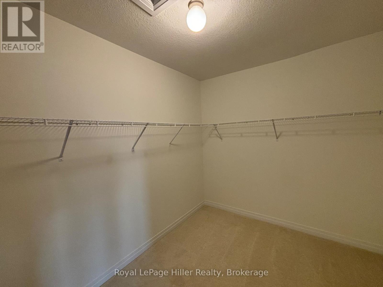 












12 POETT AVENUE

,
Stratford,




Ontario
N5A0M2

