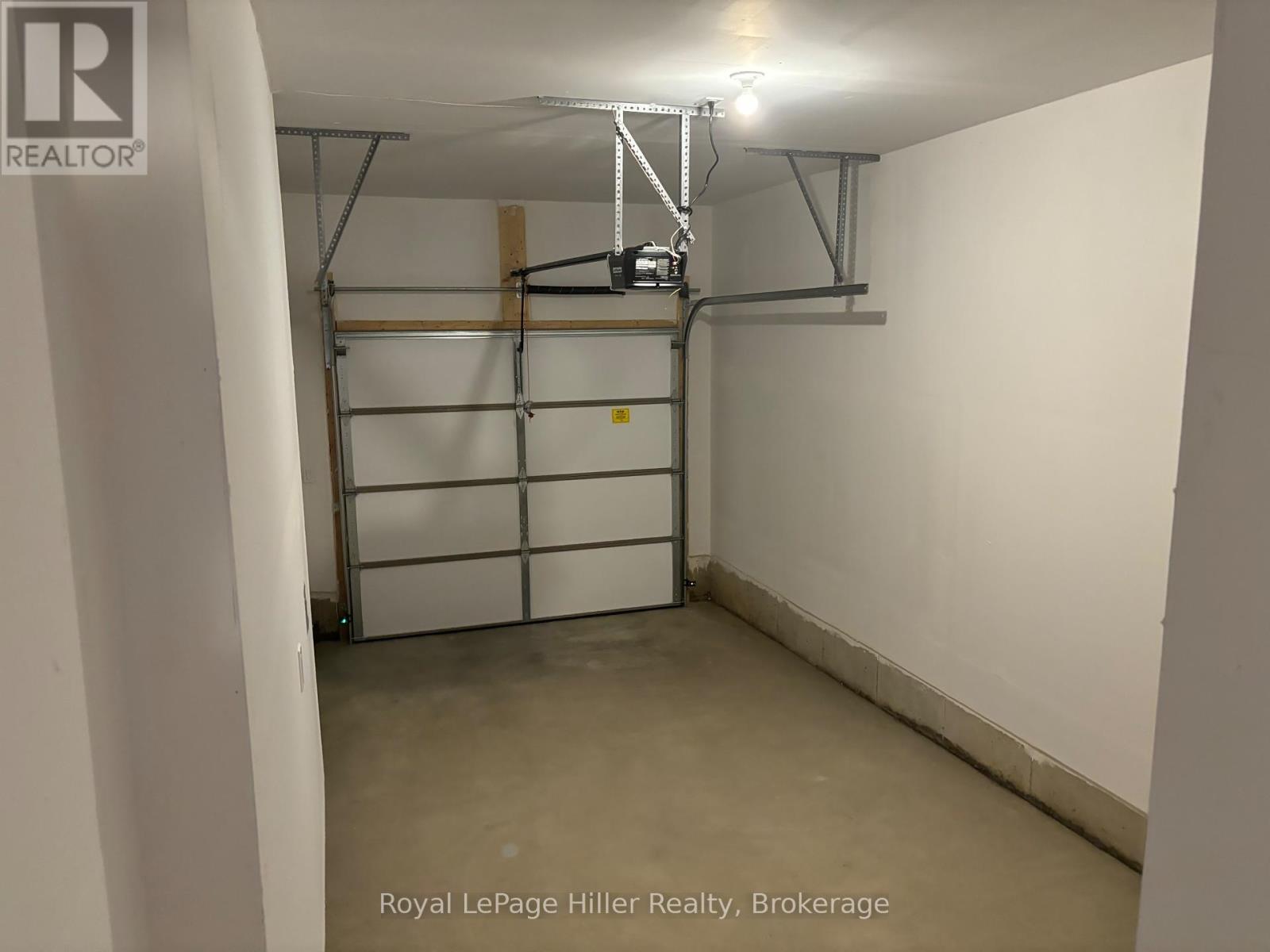 












12 POETT AVENUE

,
Stratford,




Ontario
N5A0M2

