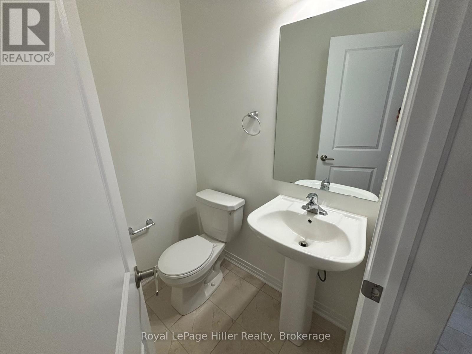 












12 POETT AVENUE

,
Stratford,




Ontario
N5A0M2

