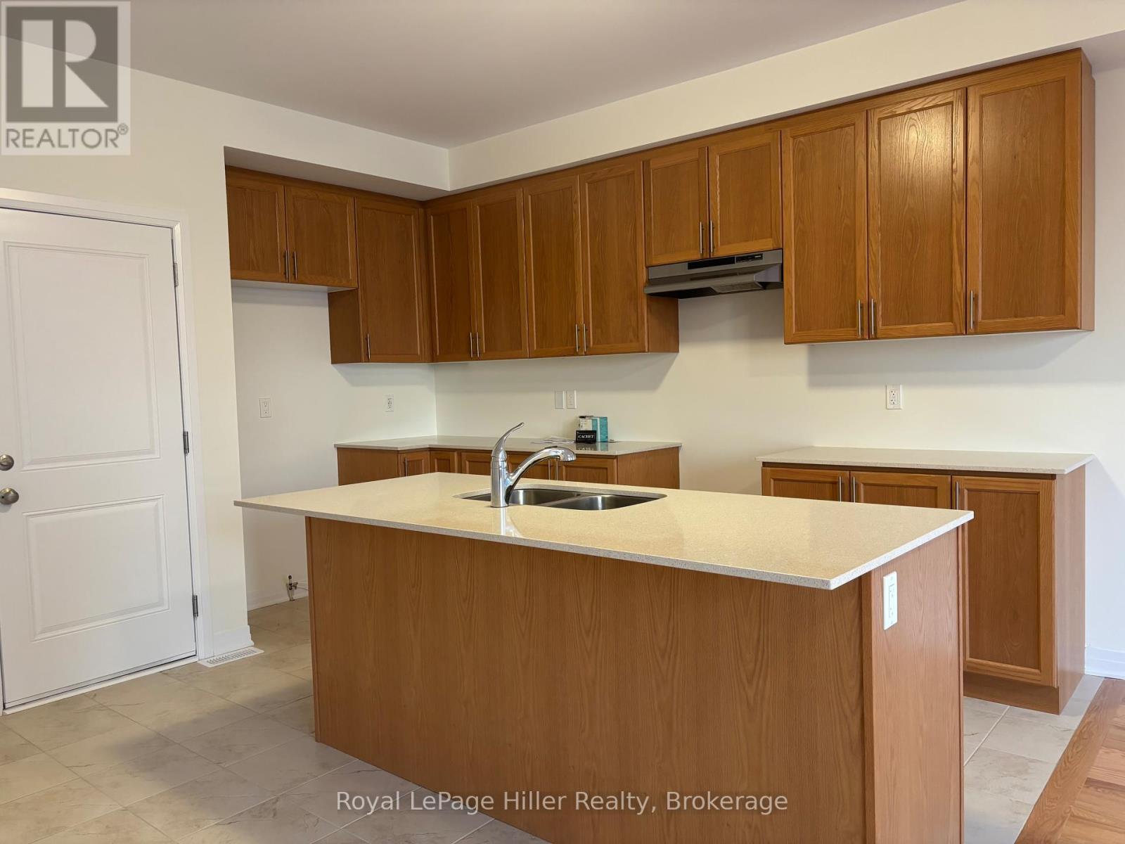 












12 POETT AVENUE

,
Stratford,




Ontario
N5A0M2

