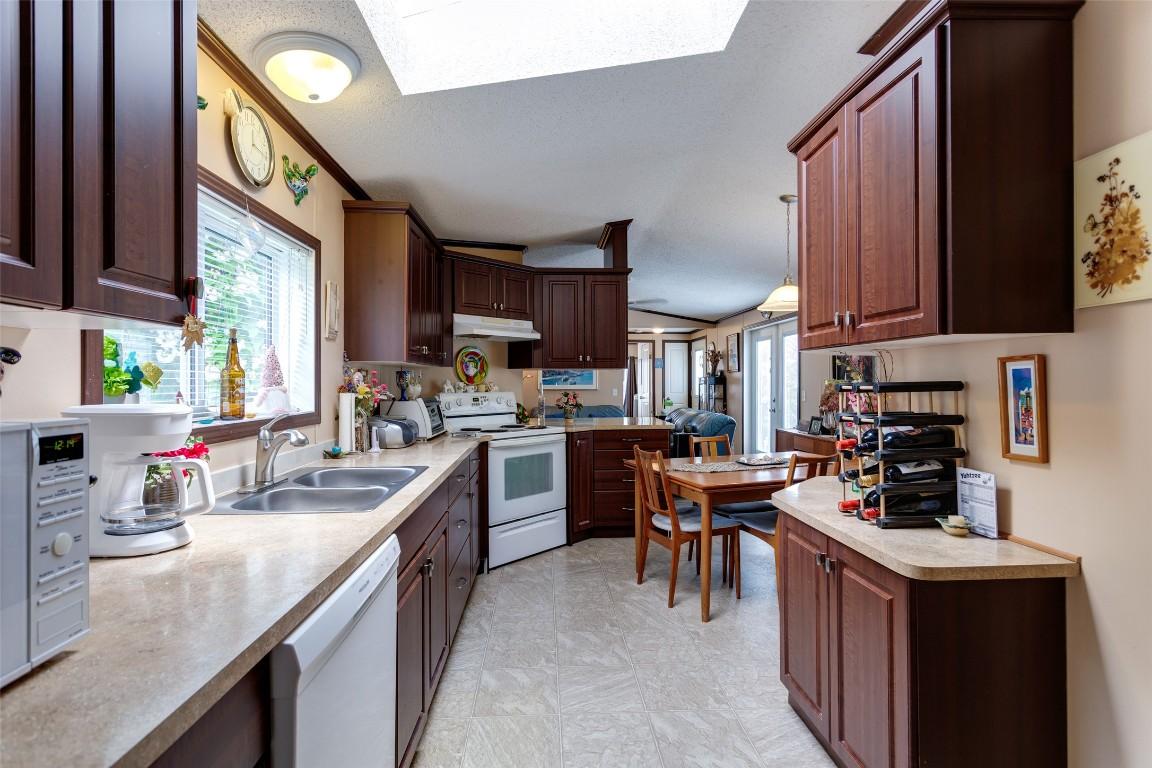 









2035


Boucherie

Road, 71,
West Kelowna,




BC
V4T 1Z8

