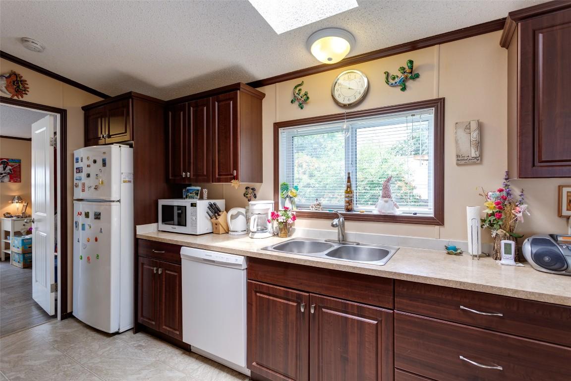 









2035


Boucherie

Road, 71,
West Kelowna,




BC
V4T 1Z8

