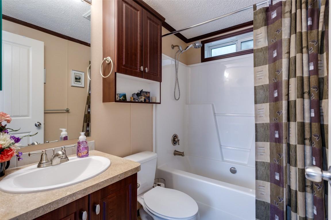 









2035


Boucherie

Road, 71,
West Kelowna,




BC
V4T 1Z8

