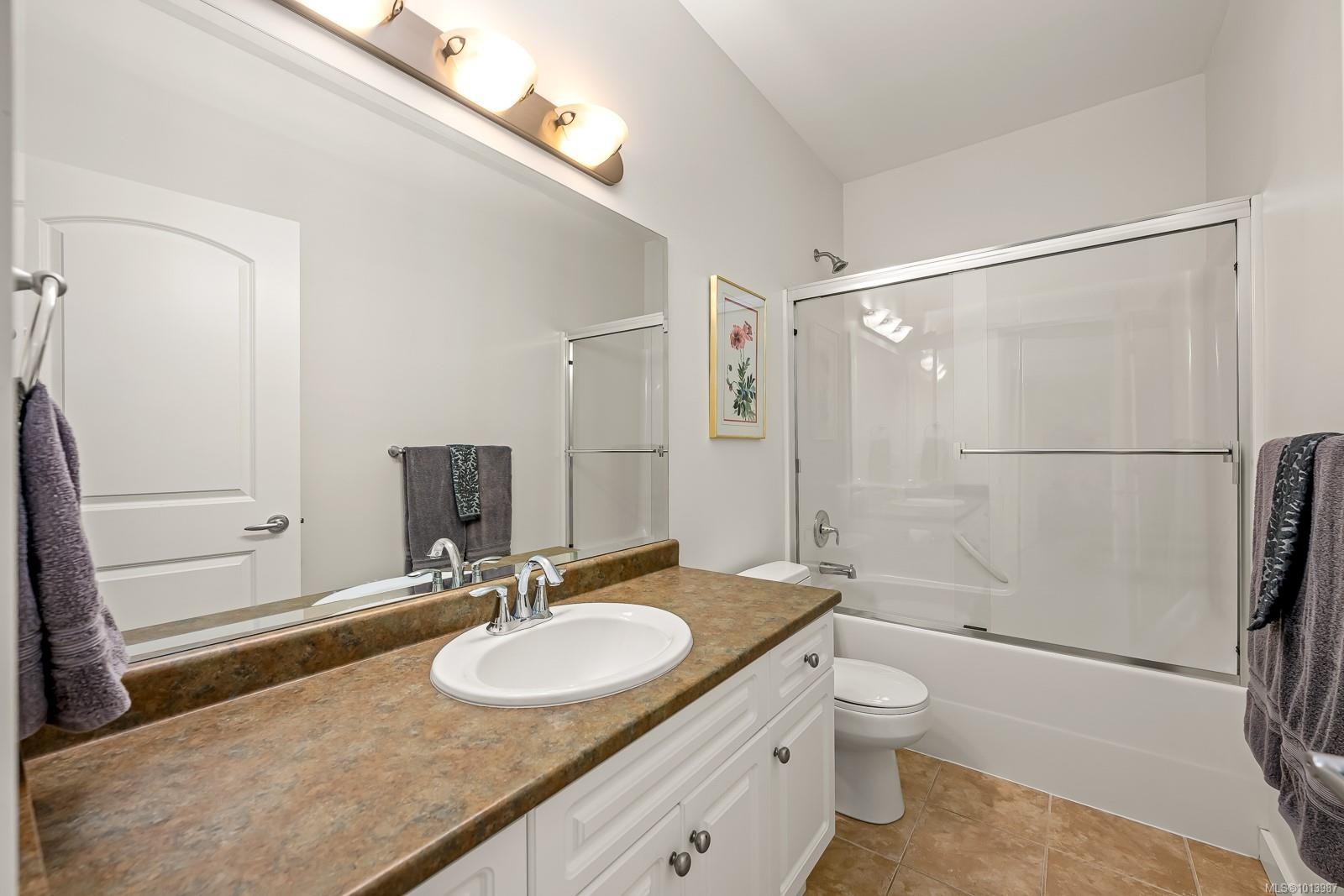 









2001


Blue Jay

Pl, 23,
Courtenay,




BC
V9N 4A8

