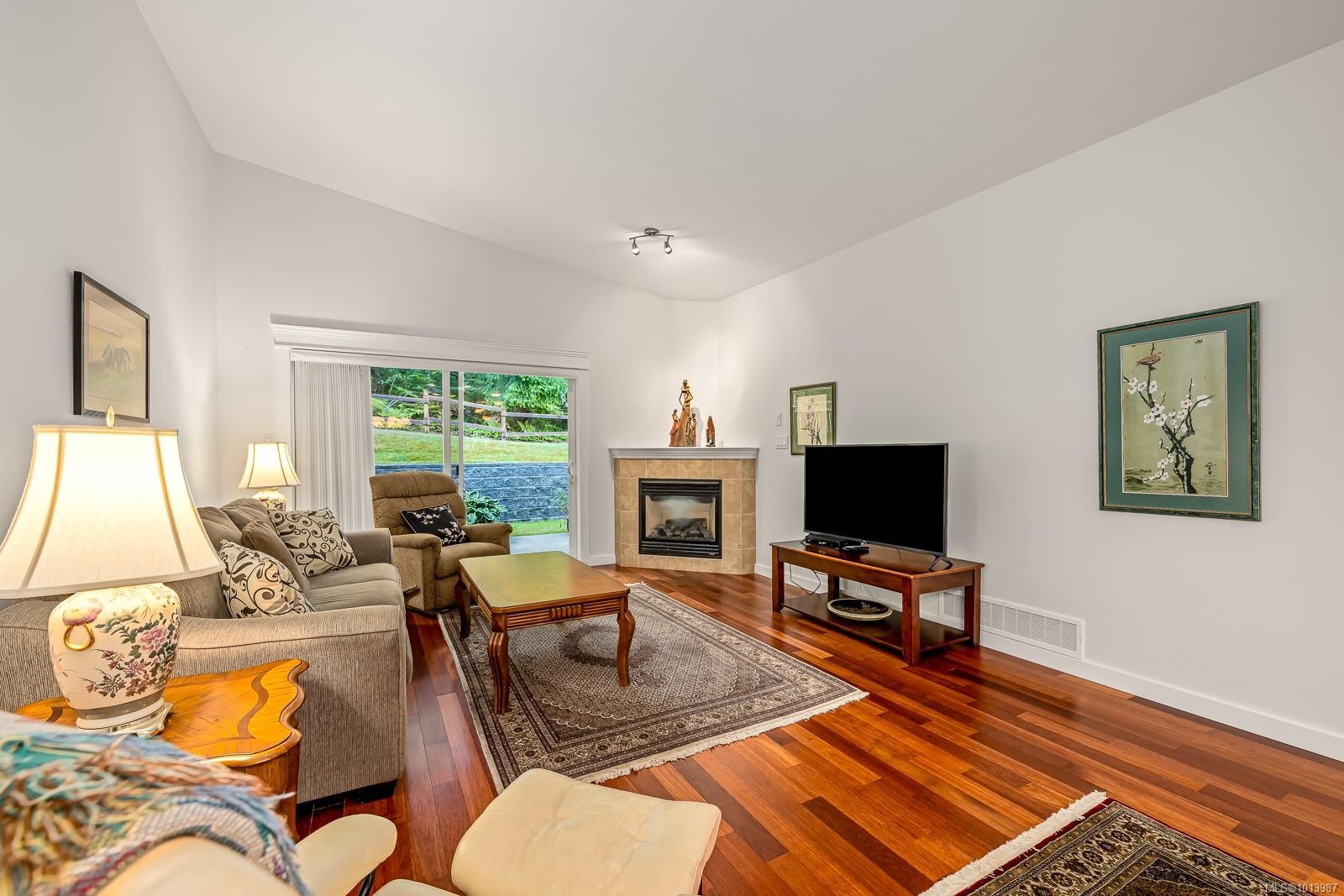 









2001


Blue Jay

Pl, 23,
Courtenay,




BC
V9N 4A8

