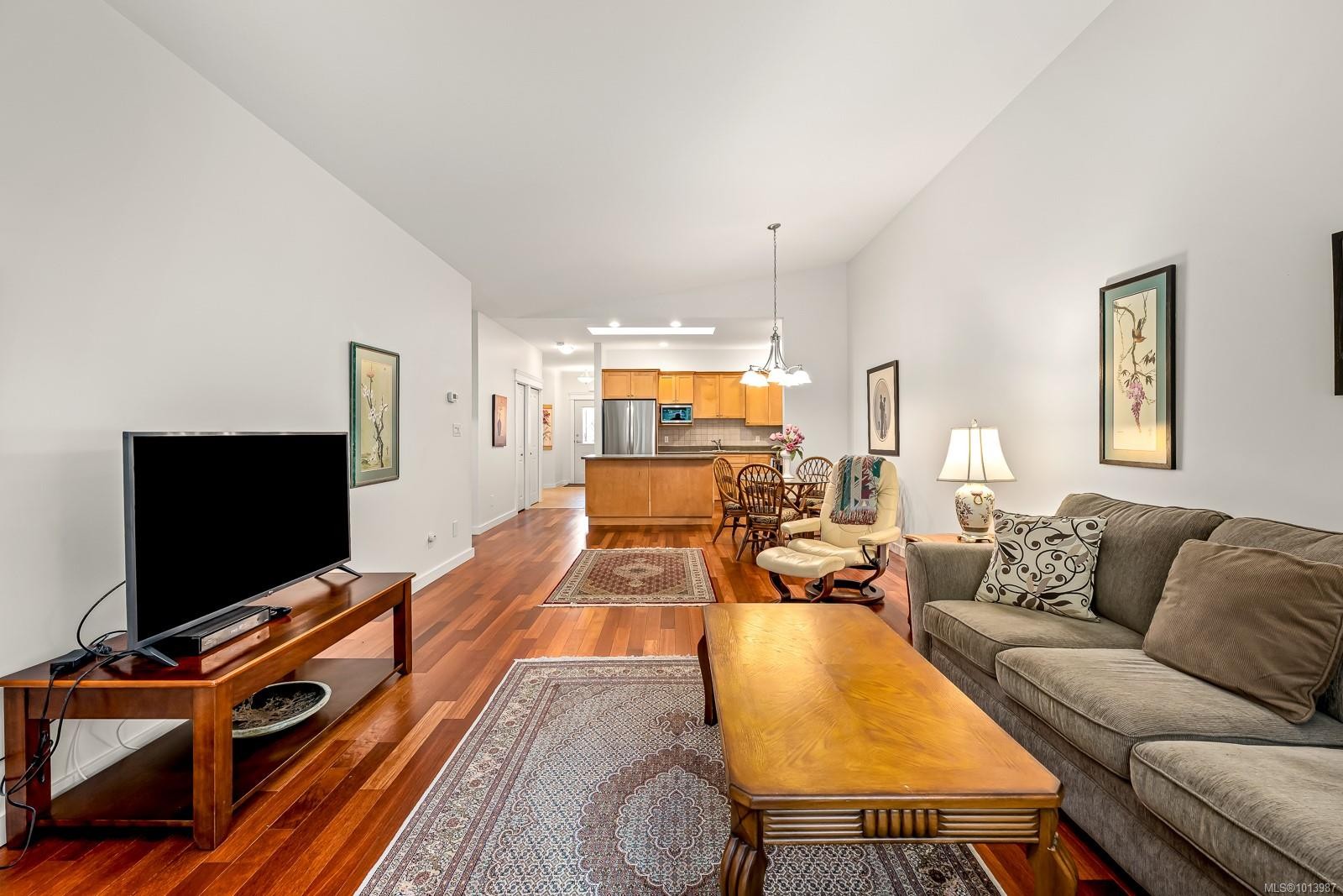 









2001


Blue Jay

Pl, 23,
Courtenay,




BC
V9N 4A8

