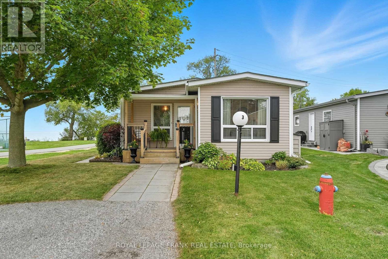 












3 WHEELHOUSE DRIVE

,
Clarington (Newcastle),




Ontario
L1B1B9

