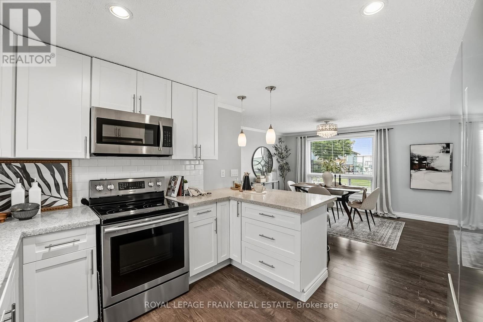 












3 WHEELHOUSE DRIVE

,
Clarington (Newcastle),




Ontario
L1B1B9

