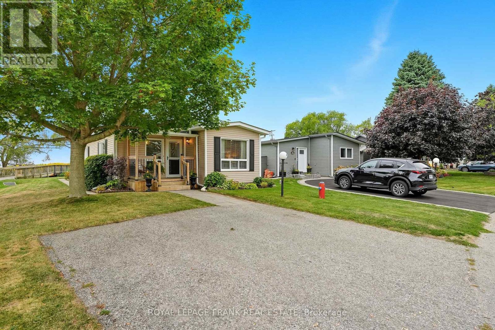 












3 WHEELHOUSE DRIVE

,
Clarington (Newcastle),




Ontario
L1B1B9

