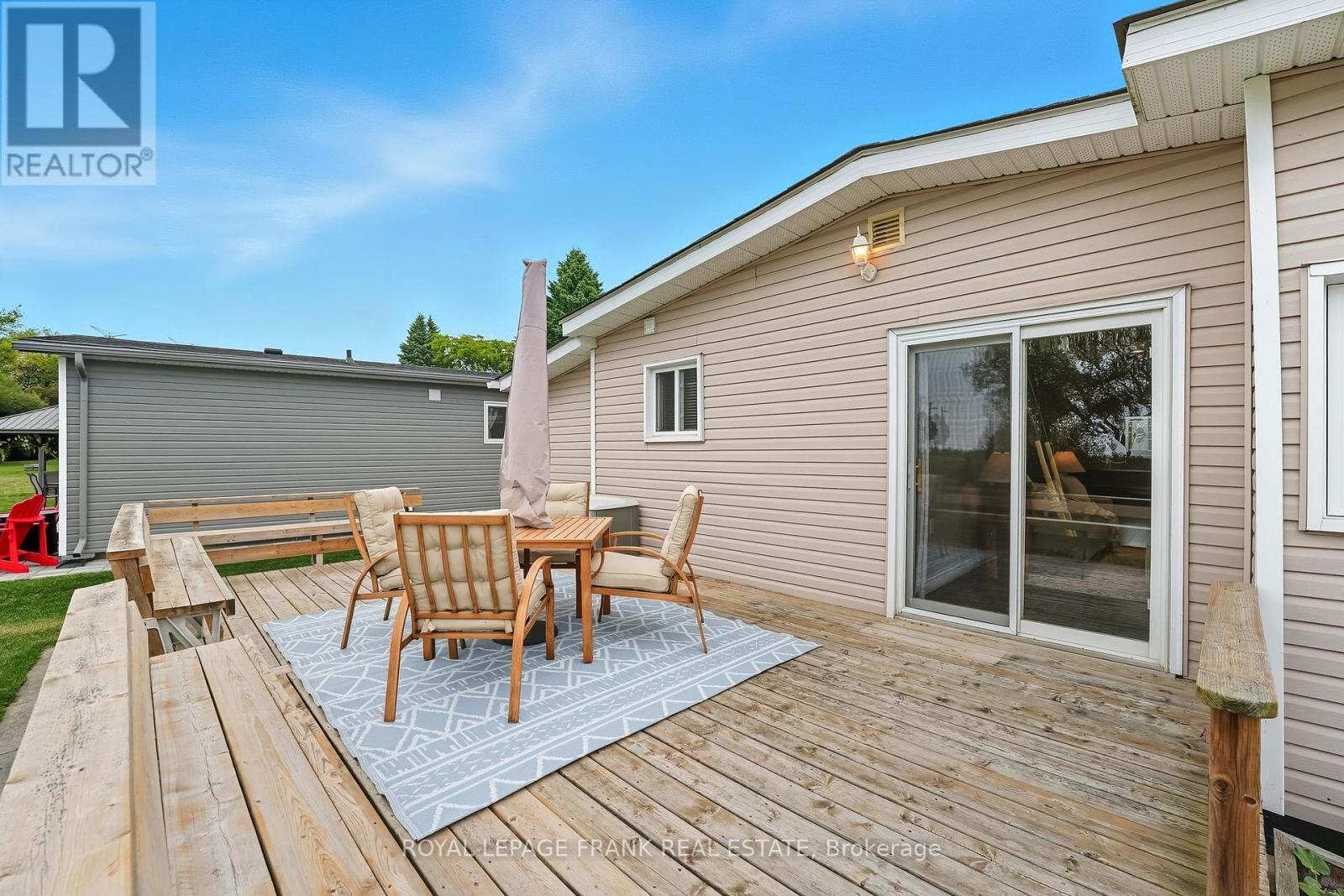 












3 WHEELHOUSE DRIVE

,
Clarington (Newcastle),




Ontario
L1B1B9

