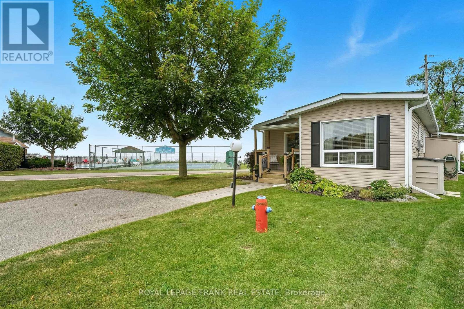 












3 WHEELHOUSE DRIVE

,
Clarington (Newcastle),




Ontario
L1B1B9

