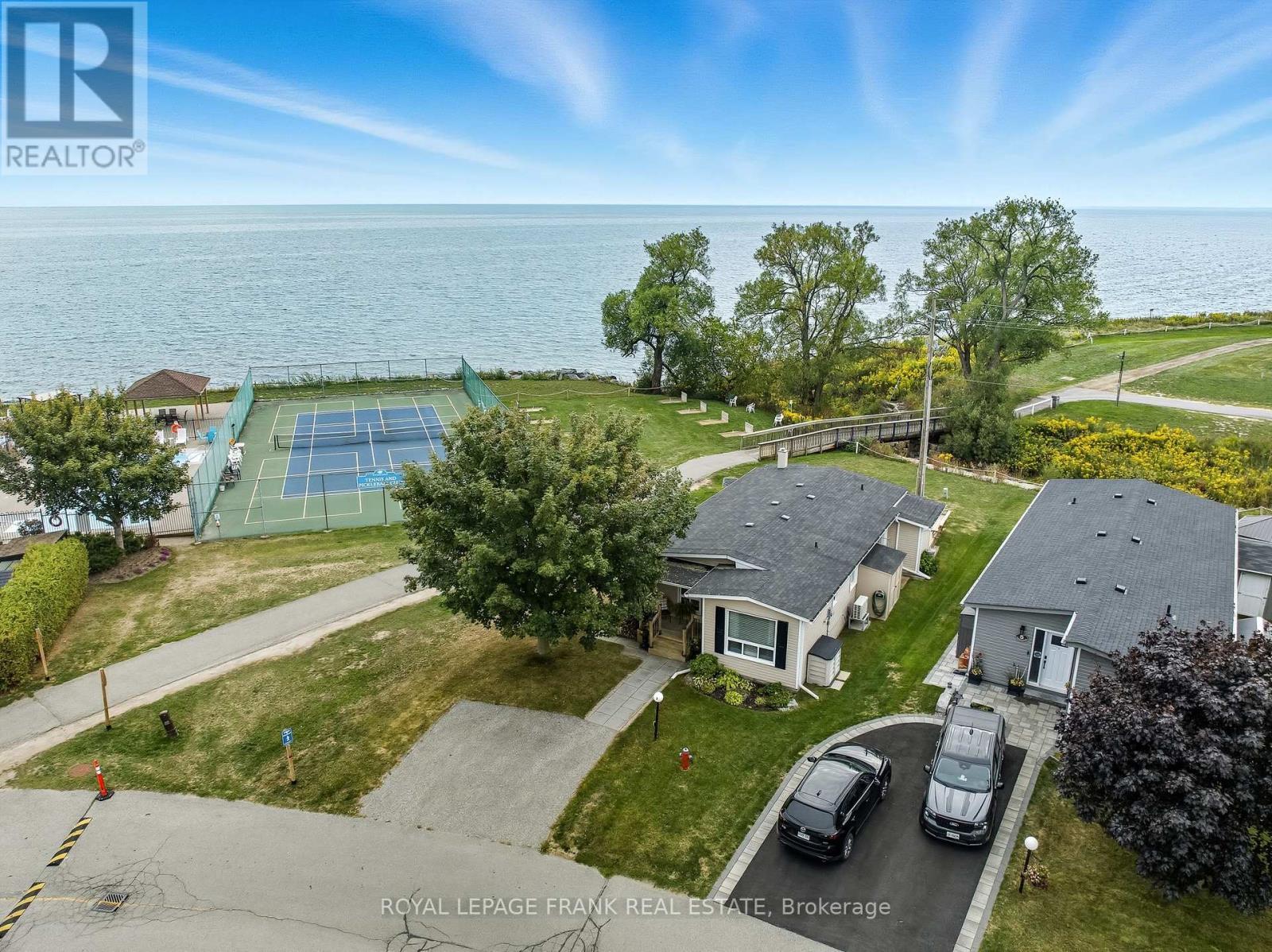 












3 WHEELHOUSE DRIVE

,
Clarington (Newcastle),




Ontario
L1B1B9

