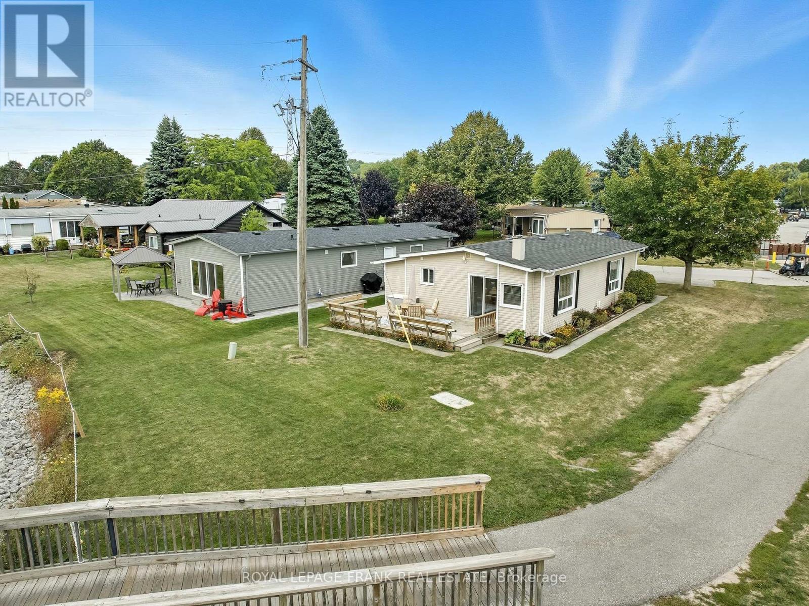 












3 WHEELHOUSE DRIVE

,
Clarington (Newcastle),




Ontario
L1B1B9

