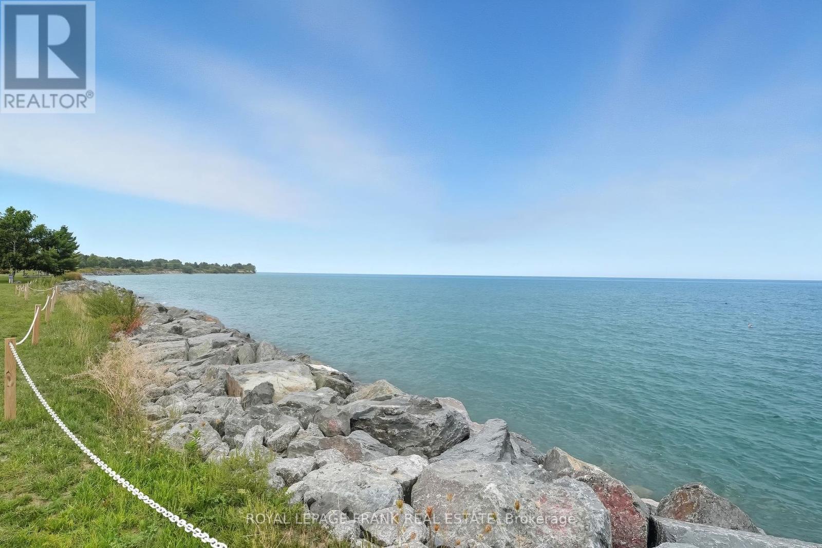 












3 WHEELHOUSE DRIVE

,
Clarington (Newcastle),




Ontario
L1B1B9

