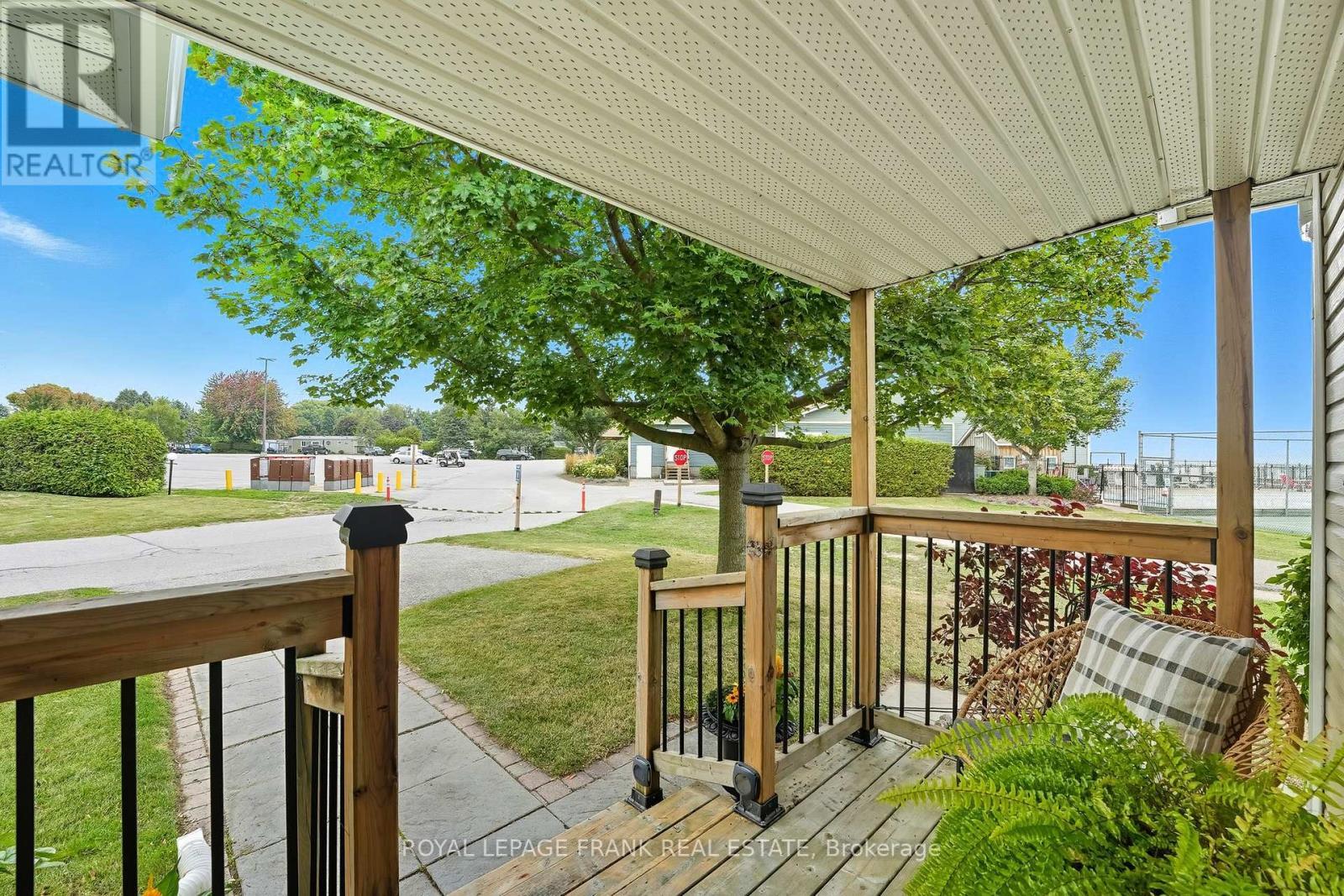 












3 WHEELHOUSE DRIVE

,
Clarington (Newcastle),




Ontario
L1B1B9

