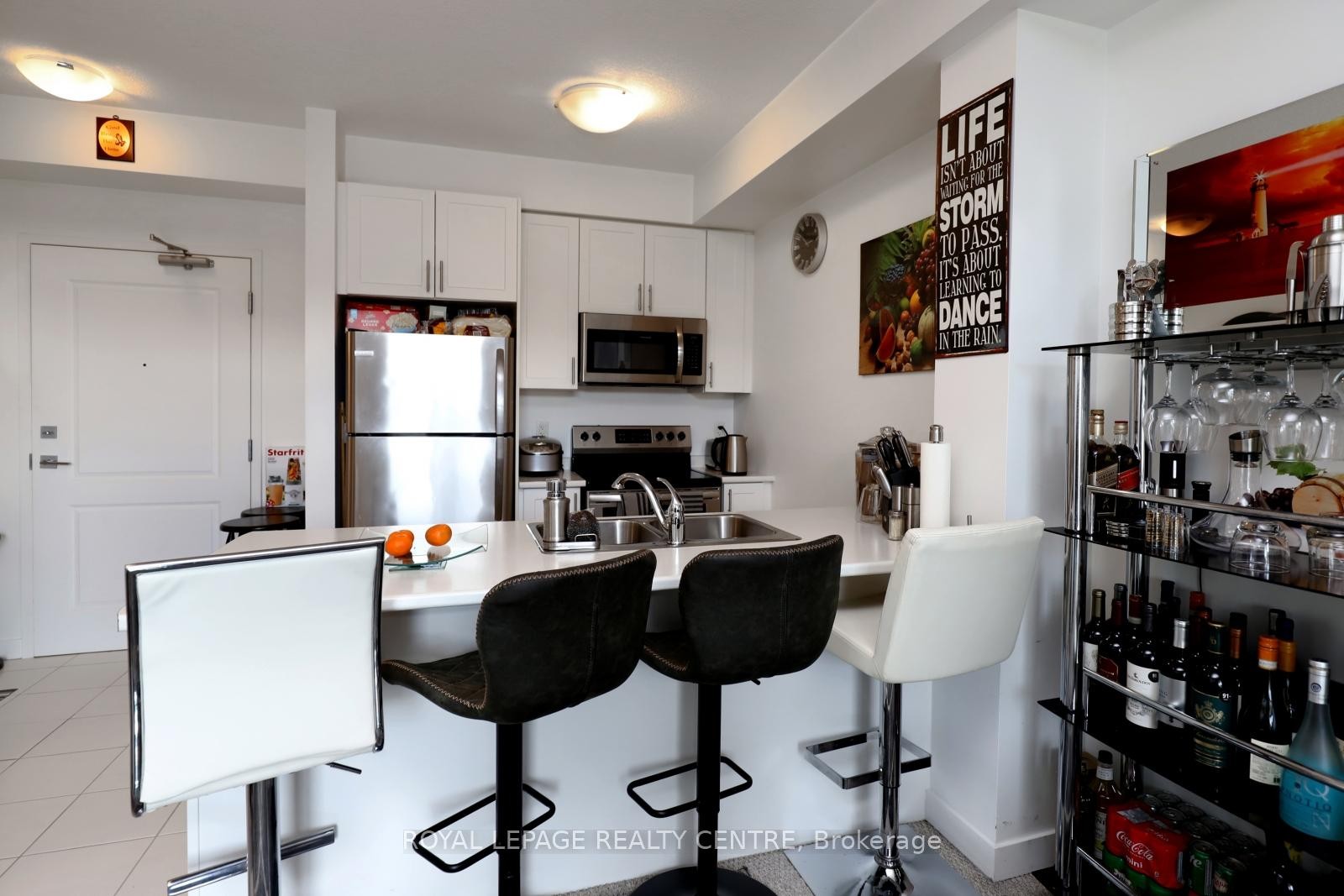 









101


Shoreview

Place, 429,
Hamilton,




ON
L8E 0K2

