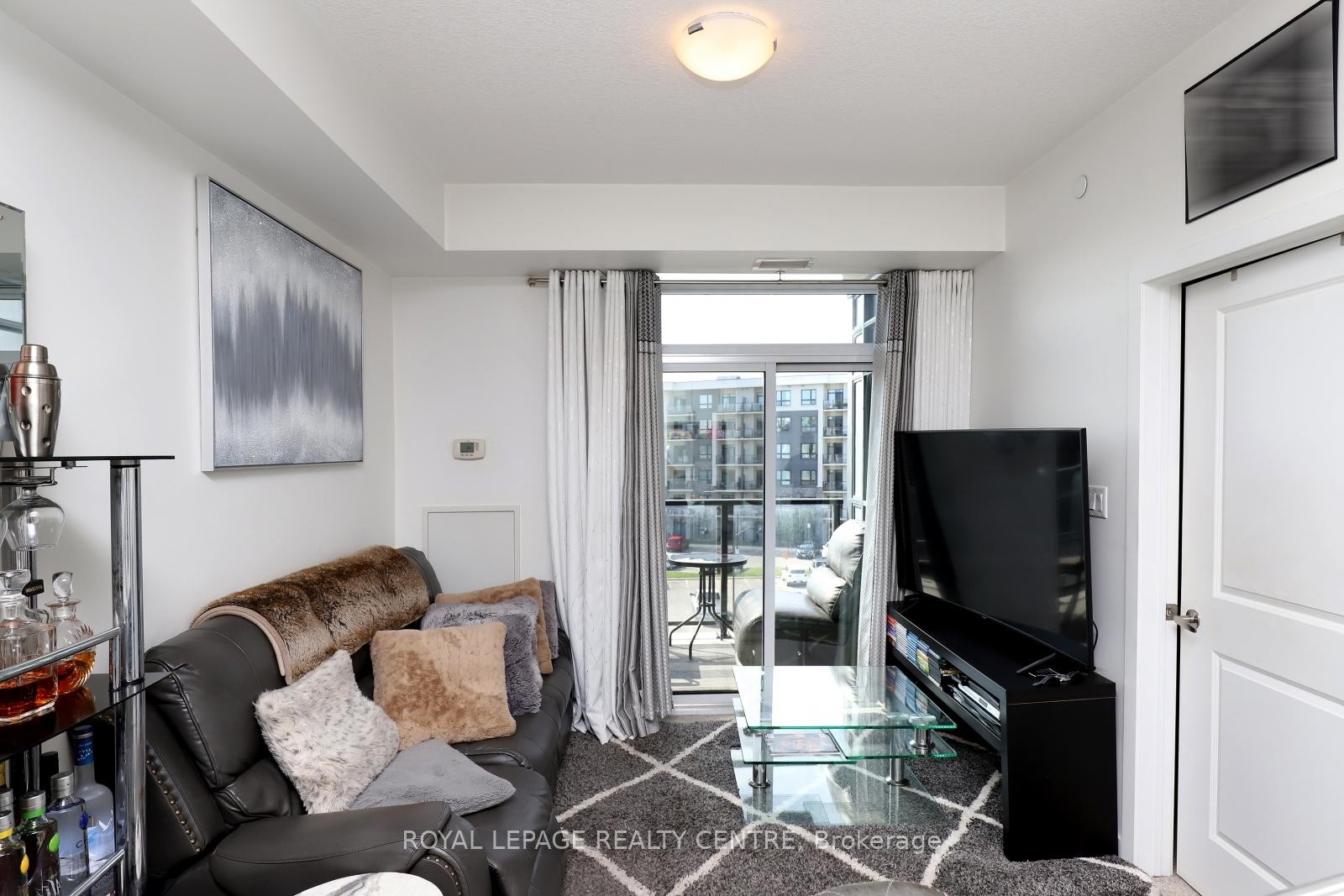 









101


Shoreview

Place, 429,
Hamilton,




ON
L8E 0K2

