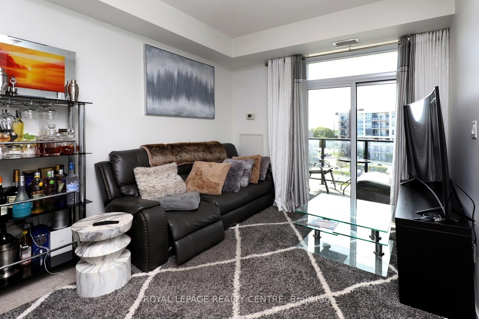 









101


Shoreview

Place, 429,
Hamilton,




ON
L8E 0K2

