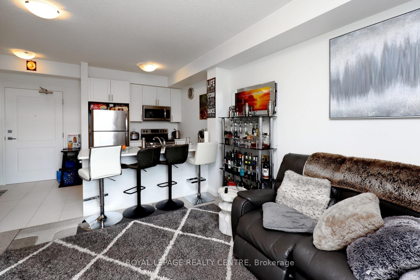 









101


Shoreview

Place, 429,
Hamilton,




ON
L8E 0K2

