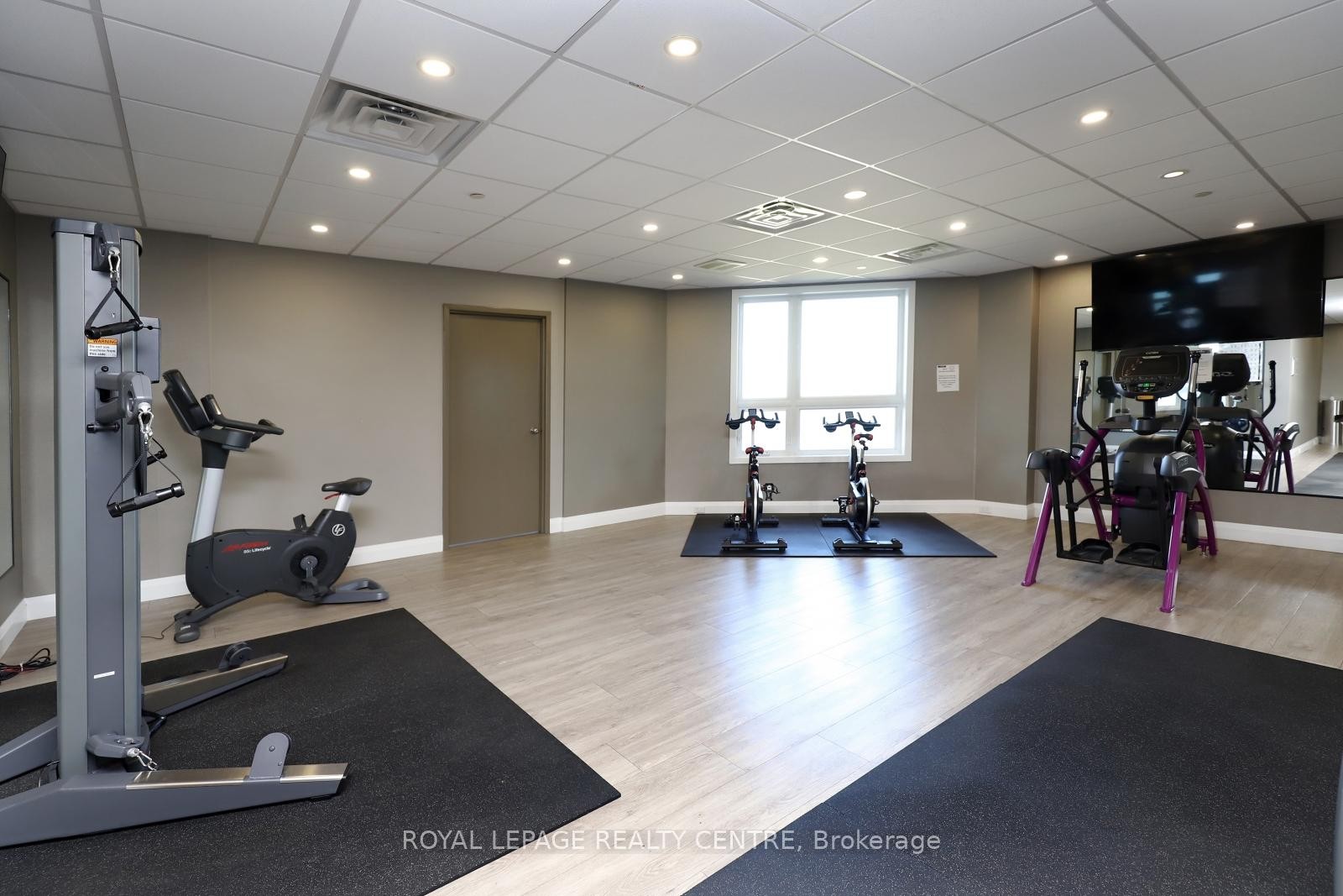 









101


Shoreview

Place, 429,
Hamilton,




ON
L8E 0K2

