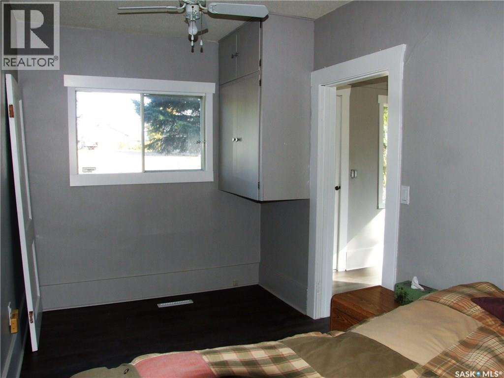 












118 2nd STREET W

,
Leader,




Saskatchewan
S0N1H0

