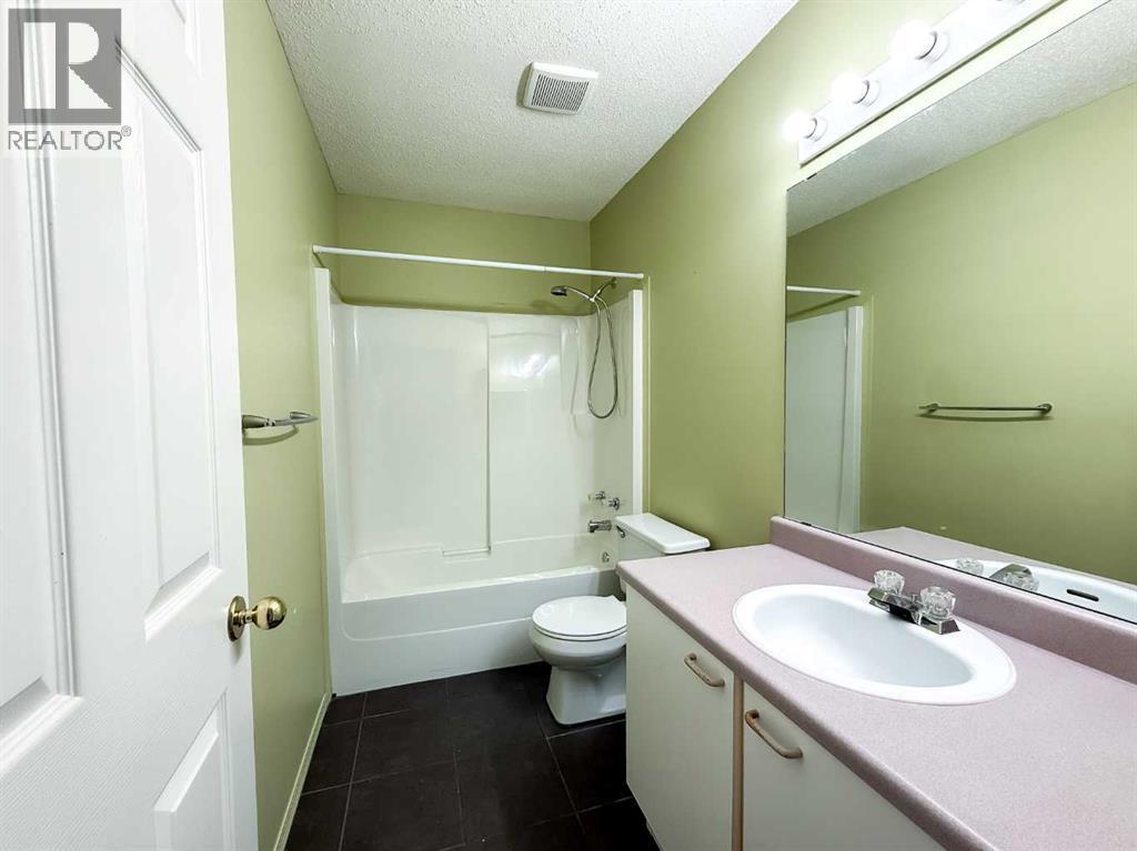 












17, 465 Makenny Street

,
Hinton,




Alberta
T7V1H3

