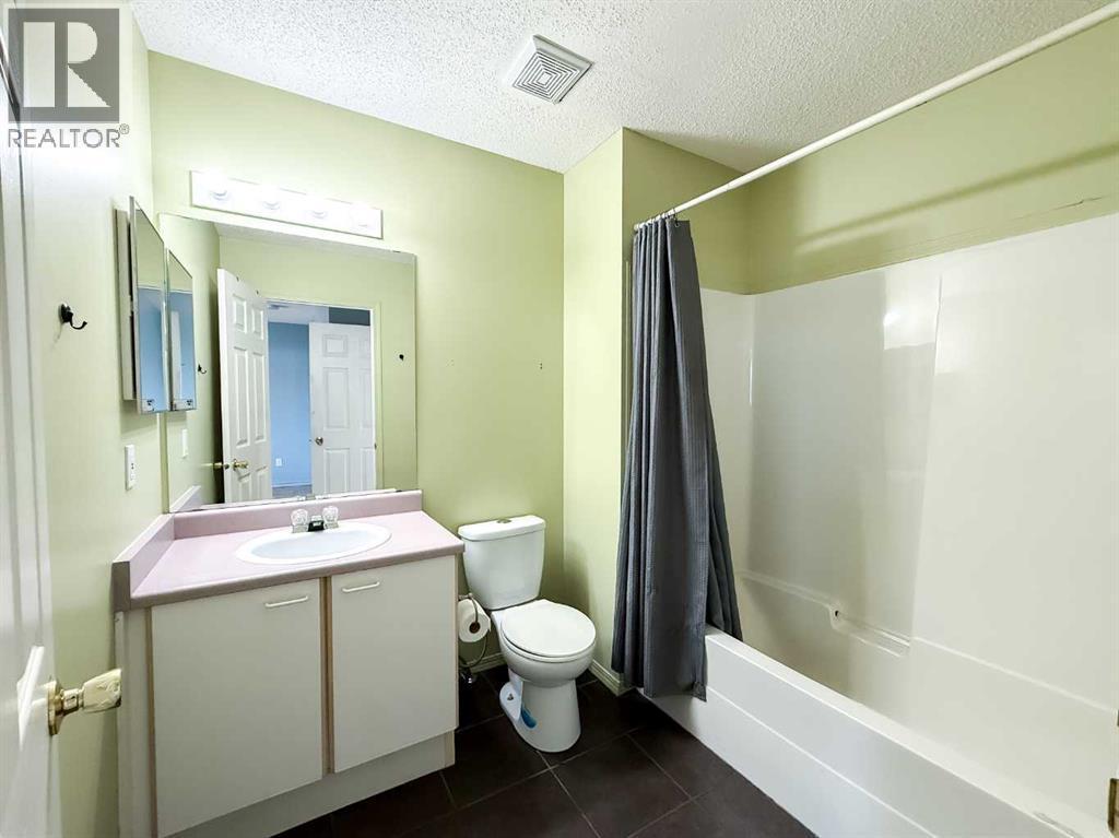 












17, 465 Makenny Street

,
Hinton,




Alberta
T7V1H3

