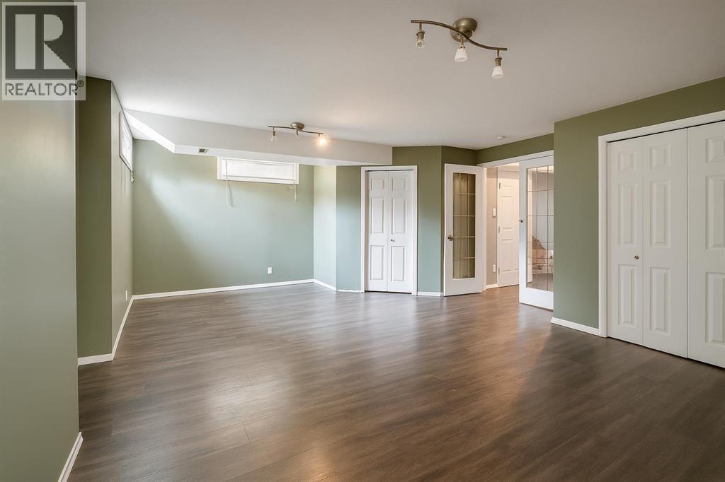 












17, 465 Makenny Street

,
Hinton,




Alberta
T7V1H3

