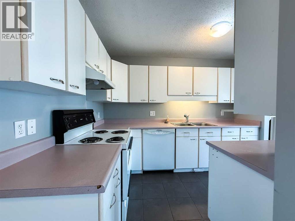 












17, 465 Makenny Street

,
Hinton,




Alberta
T7V1H3

