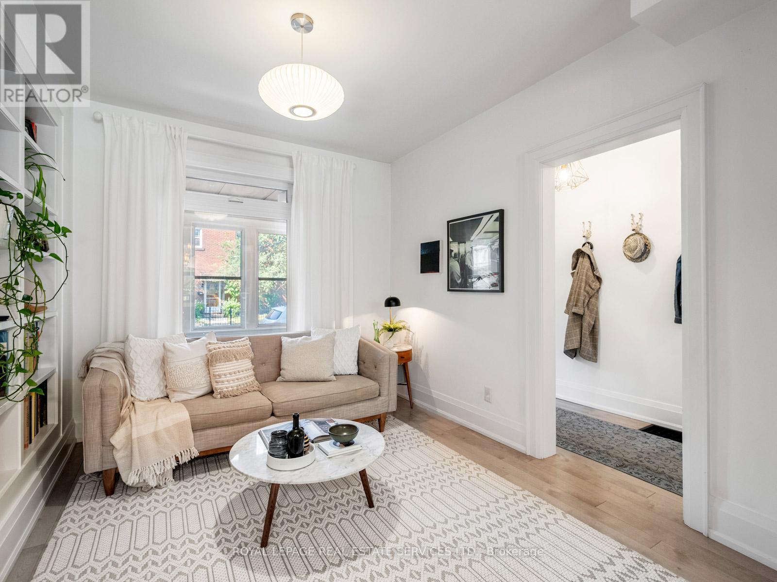 












127 EMERSON AVENUE

,
Toronto,




Ontario
M6H3S7


