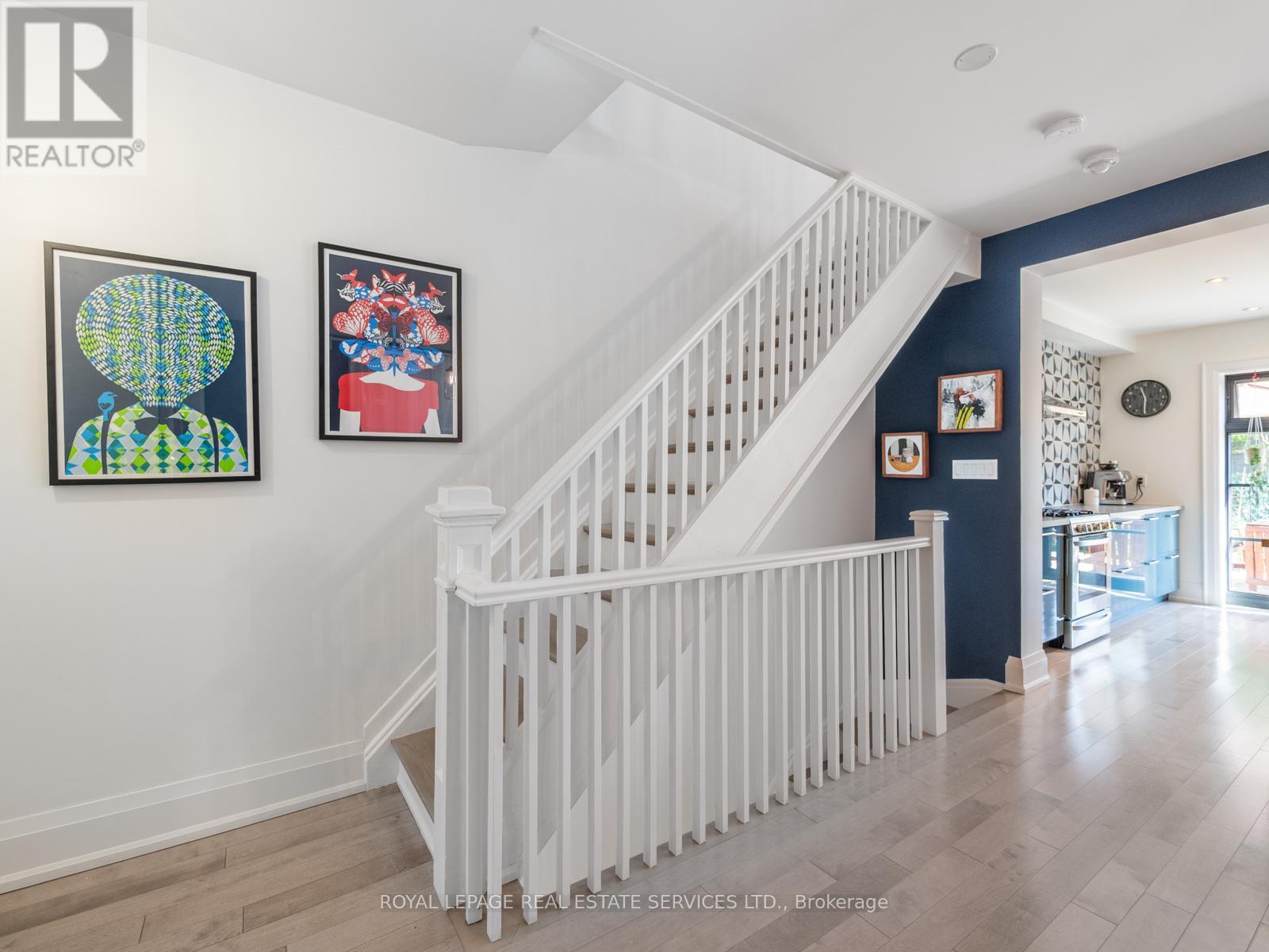 












127 EMERSON AVENUE

,
Toronto,




Ontario
M6H3S7

