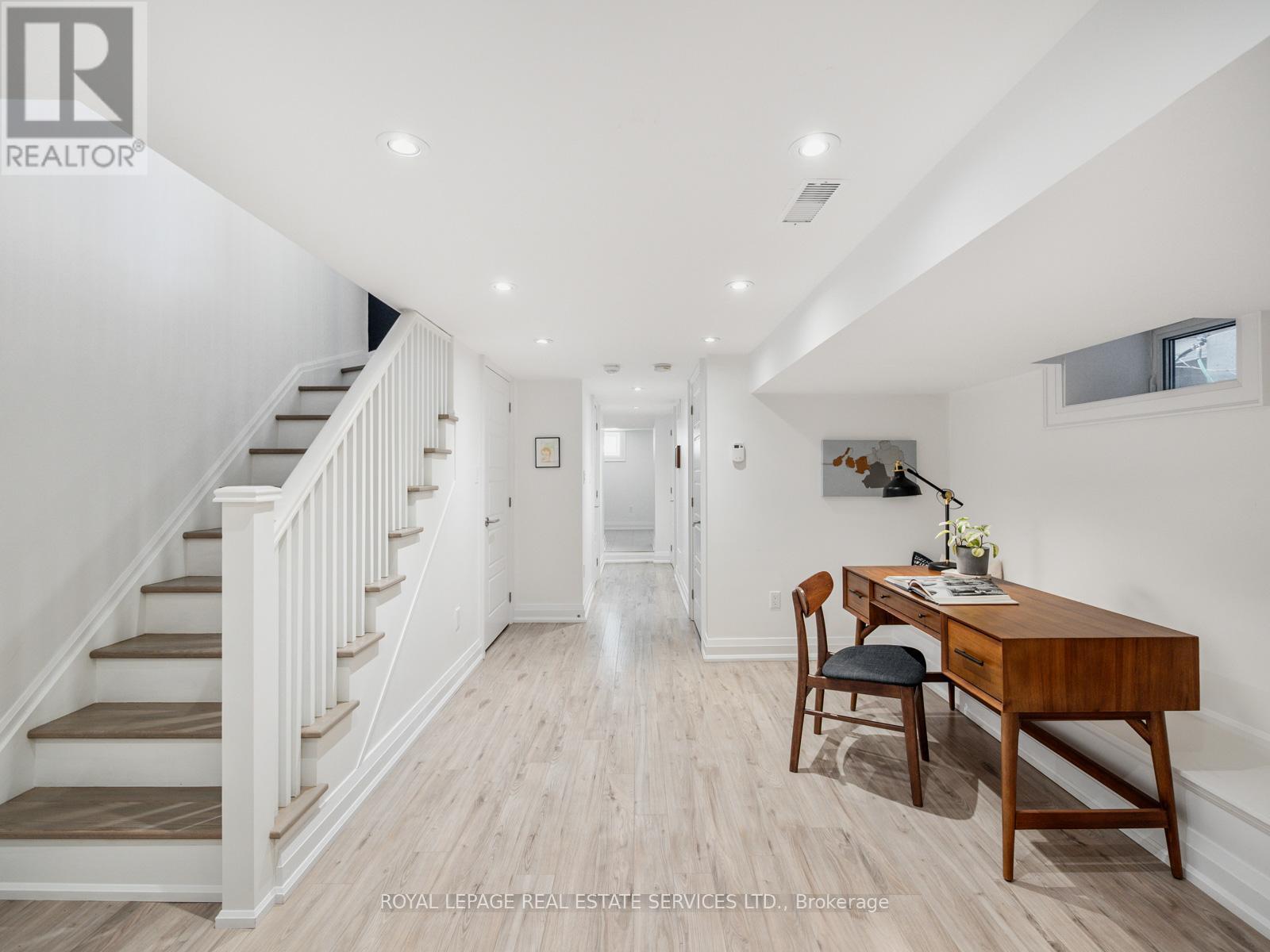 












127 EMERSON AVENUE

,
Toronto,




Ontario
M6H3S7

